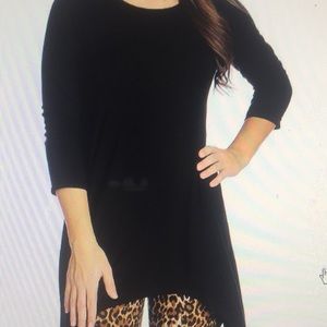 Knit Top sharkbite 3/4 sleeves